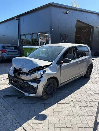 Auto incidentate Volkswagen Up! beats uitvoering 2019/8