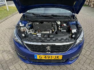 Peugeot 308 SW 1.5 BlueHDI 96kw Clima - Navi - Euro6 picture 19