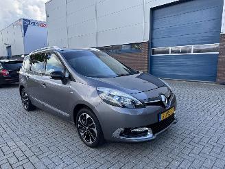 krockskadad bil auto Renault Grand-scenic 1.2 TCe 85kw Bose 2014/10