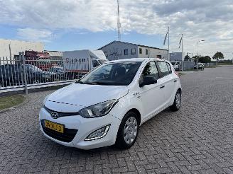  Hyundai I-20 1.2 i  63kw Airco 2012/6