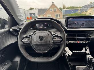 Peugeot 208 1.2 PureTech 74Kw Clima - Navi picture 20