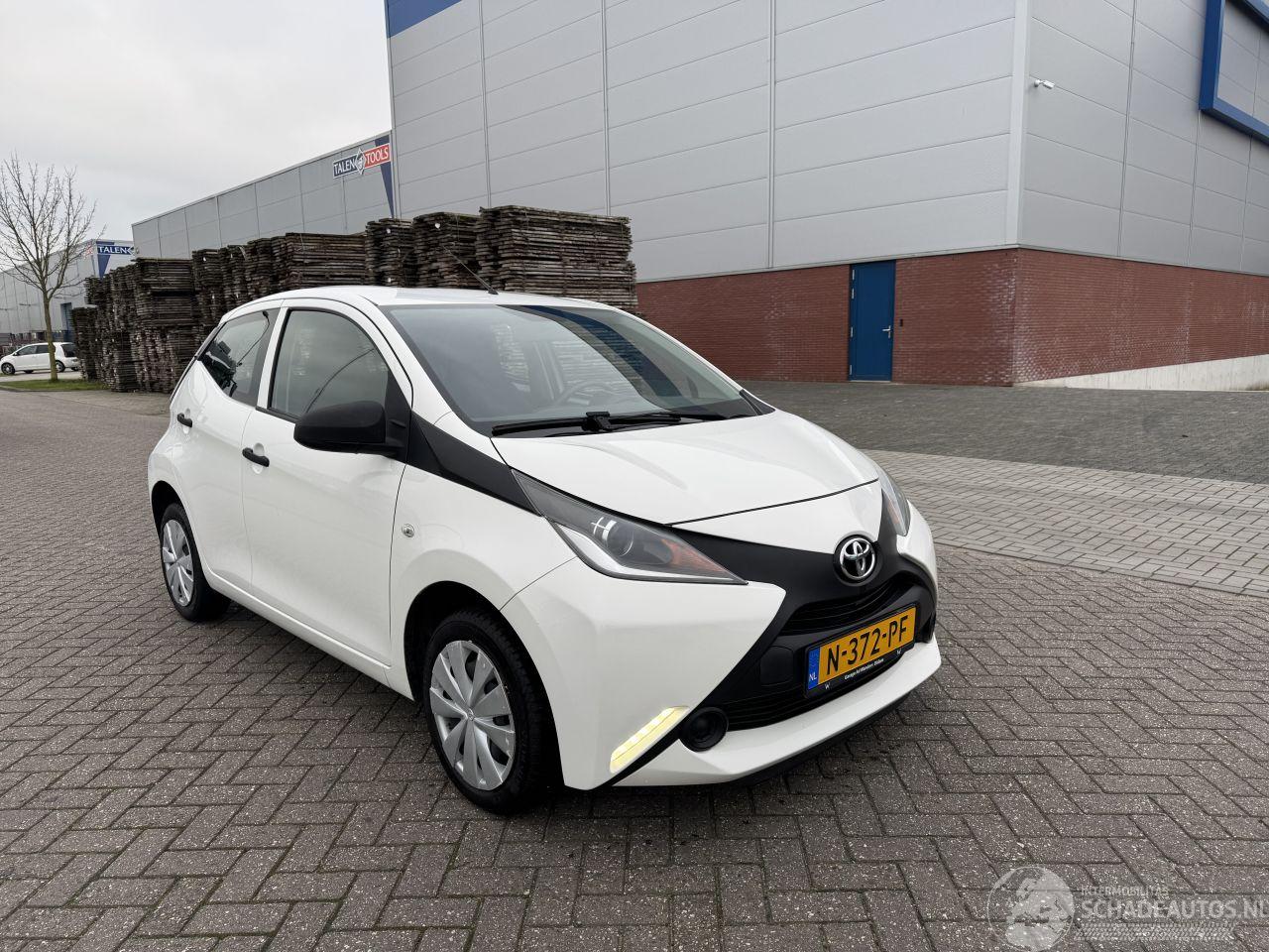 Toyota Aygo 1.0 VVT-i 51Kw AIRCO