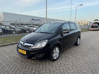 Schadeauto Opel Zafira 1.6 Cosmo 85Kw 7-Persoons 2011/10