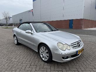 Schadeauto Mercedes CLK 200 K  CABRIOLET  Avantgarde 2007/6