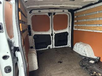 Nissan NV300 1.6 DCI  AIRCO - NAVI - Euro6 picture 22