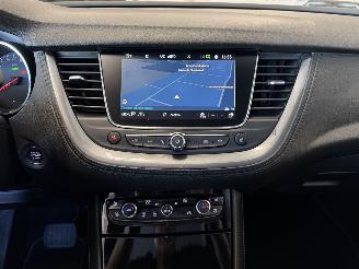 Opel Grandland X 1.6 Plug-In Hybrid picture 16