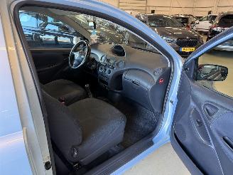 Toyota Yaris 1.0 VVT-i picture 15
