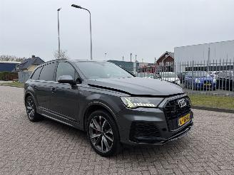 Audi Q7 55 TFSI e Quattro picture 31
