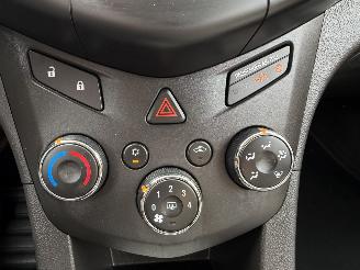 Chevrolet Aveo 1.2 63Kw AIRCO picture 19