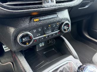 Ford Focus 1.0 EcoBoost Hybrid ST Line picture 25