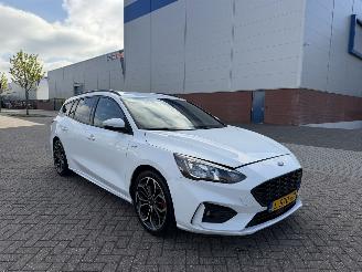 Ford Focus 1.0 EcoBoost Hybrid ST Line picture 4