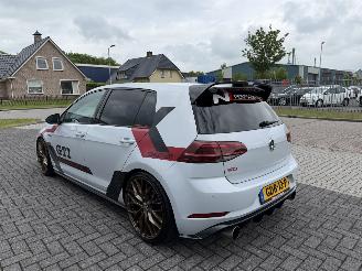 Volkswagen Golf 2.0 GTI Performance 245PK picture 3