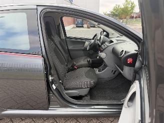 Toyota Aygo 1.0 50Kw AIRCO picture 18