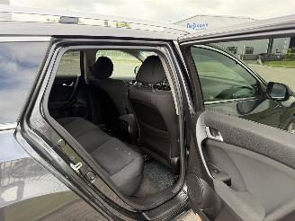 Honda Accord Tourer 2.0 115Kw Clima picture 20