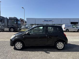 Renault Twingo 1.2 Authentique AIRCO picture 5