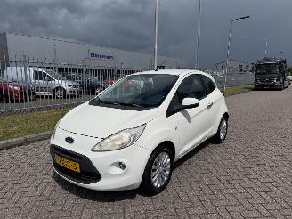 Unfallwagen Ford Ka 1.2 Titanium 51kw AIRCO 2010/11