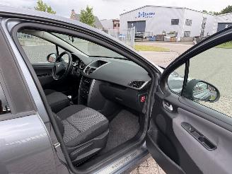 Peugeot 207 1.6 VTi Sportium AIRCO picture 16