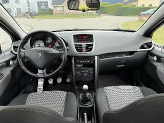 Peugeot 207 1.6 VTi Sportium AIRCO picture 13