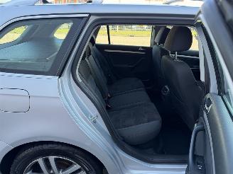 Volkswagen Golf 1.4 TSI 90kw AIRCO NAVI picture 15