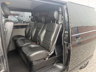 Volkswagen Transporter 2.0 TDI DC Highline 2x schuifdeur picture 12