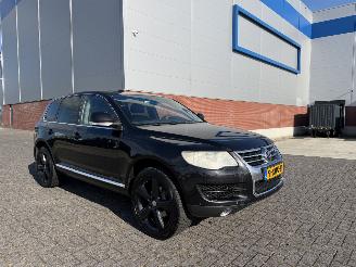 Coche accidentado Volkswagen Touareg 3.0 V6 TDI 165Kw Clima - Luchtvering 2007/8