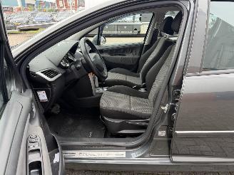 Peugeot 207 1.6 XS AUTOMAAT picture 18
