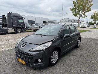 Peugeot 207 1.6 XS AUTOMAAT picture 4