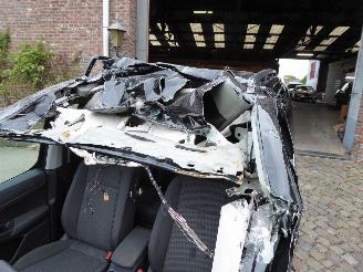 Volkswagen Caddy Maxi picture 3