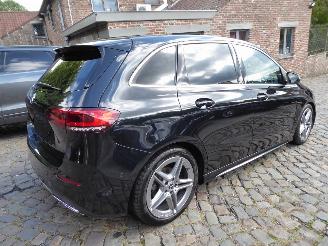 Mercedes B-klasse 180d AMG picture 5