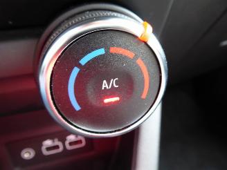 Renault Clio Evolution picture 15