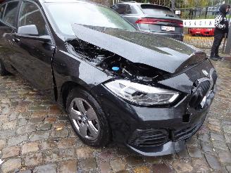 BMW 1-serie 116 D picture 4