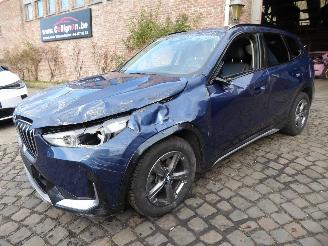 Schadeauto BMW X1 18 d sDrive xLine 2023/1