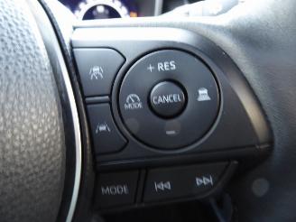 Toyota Corolla Cross Hybrid FWD picture 17