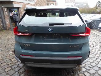 BMW iX1 30 xDrive picture 10