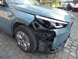 BMW iX1 30 xDrive picture 5