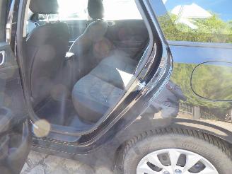 Kia Cee d Sportwagon picture 8