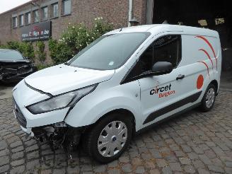 Damaged car Ford Transit Connect Kasten Trend 2022/8