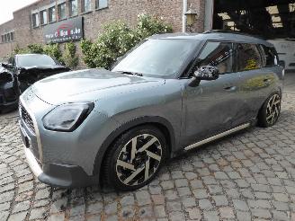 Damaged car Mini Countryman BEV E Favoured 2025/1