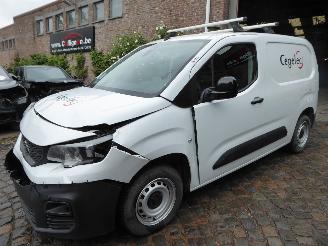  Peugeot Partner Premium L1 2022/9