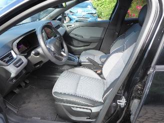 Renault Clio Techno picture 9