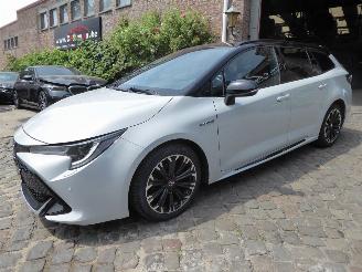 Damaged car Toyota Corolla 1.8 Hybrid GR Sport Touring Sports 2021/12