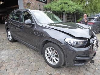 BMW X3 xDrive 30 e Advantage picture 3