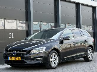 begagnad bil auto Volvo V-60 2.0 D2 Navi Clima PDC EURO-6 2016/8