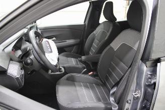 Dacia Sandero  picture 11