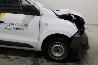 Renault Express  picture 7