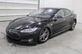 škoda osobní automobily Tesla Model S  2014/12