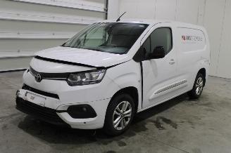 Voiture accidenté Toyota ProAce CITY 2023/2
