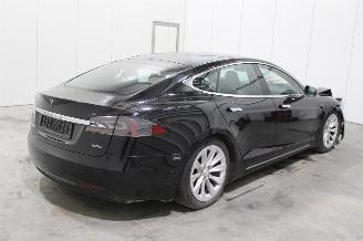 Tesla Model S  picture 3