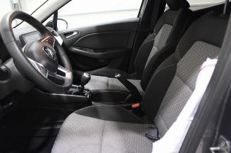 Renault Clio  picture 10