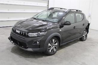 Vaurioauto  passenger cars Dacia Sandero  2026/3